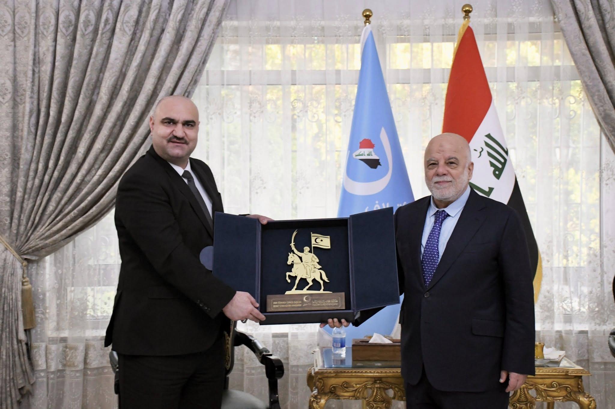 الدكتور حيدر العبادي يستقبل رئيس الجبهة التركمانية العراقية