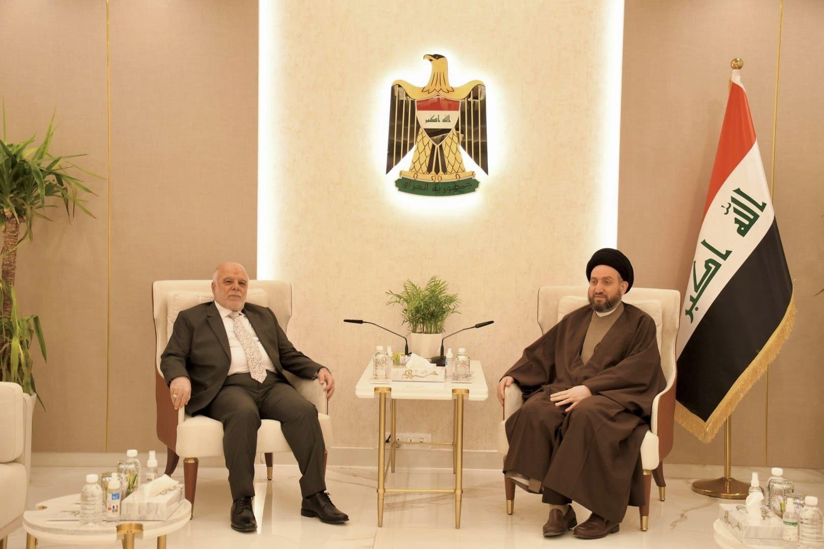 Dr. Al-Abadi meets His Eminence Sayyid Ammar Al-Hakim and discusses with him the challenges facing the government and the 2023 budget