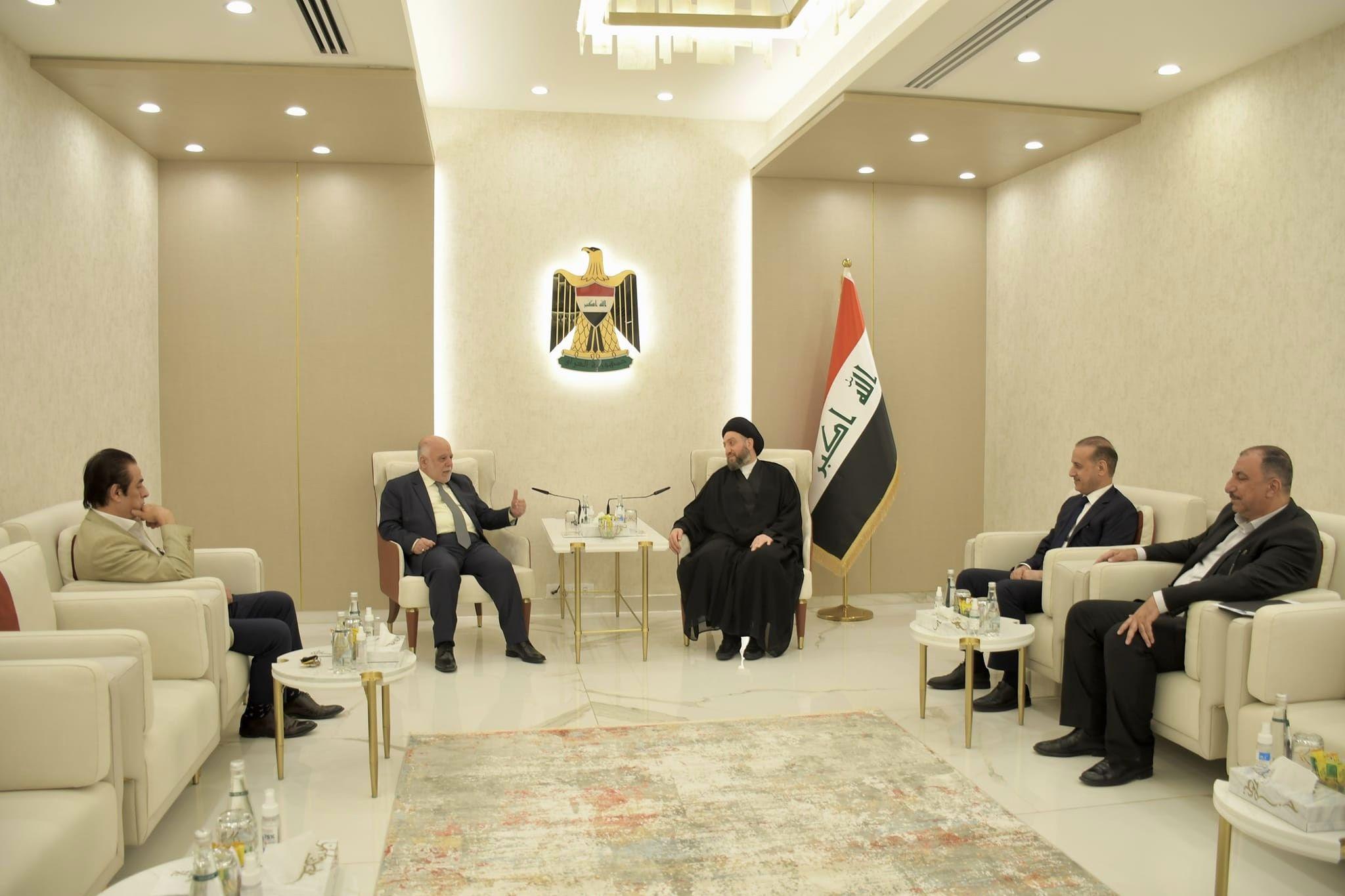 Dr. Al-Abadi meets His Eminence Al-Hakim and discusses with him the preparations for the provincial elections
