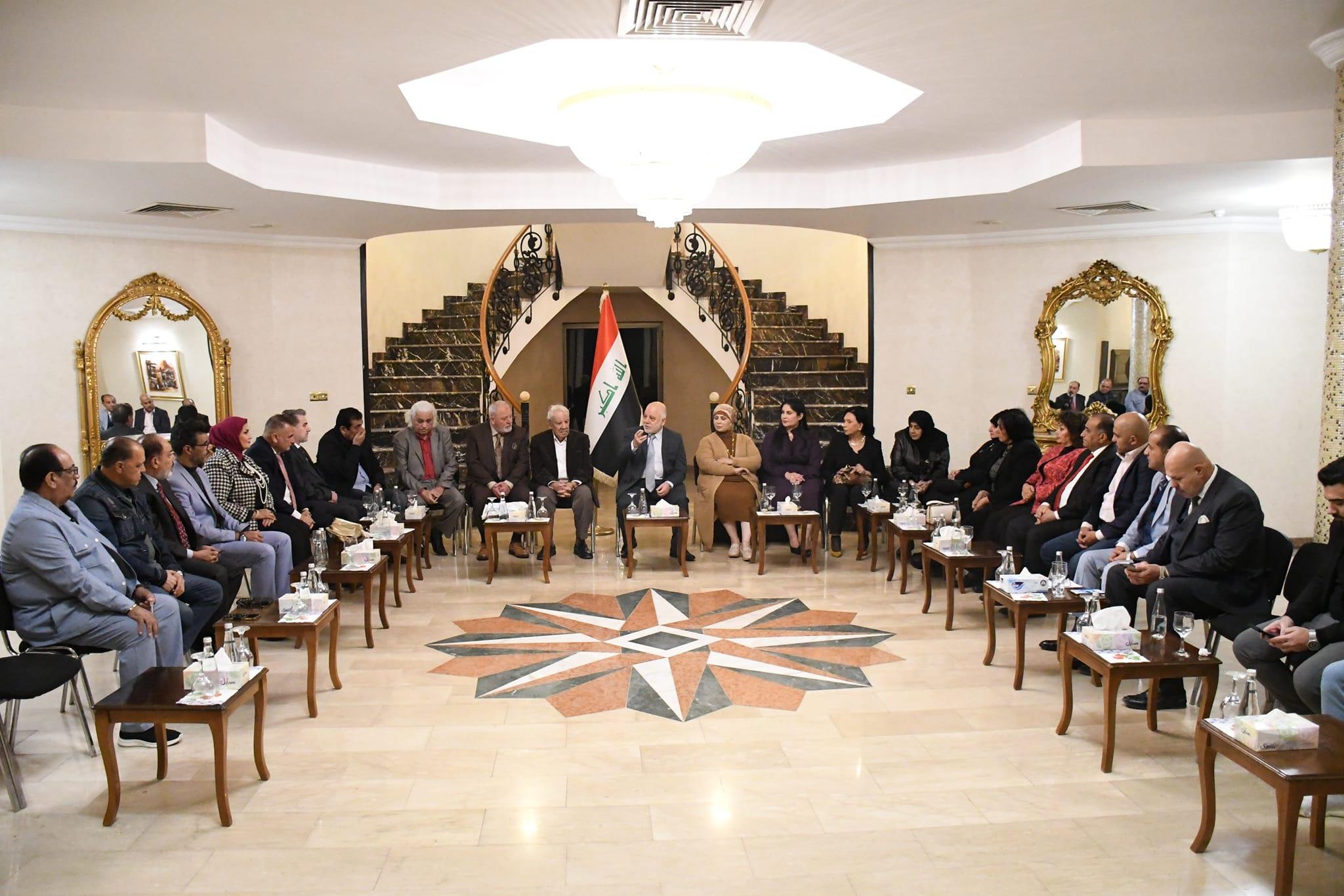 Dr. Al-Abadi hosts an elite group of artists and confirms the positive impact of art on peace and co