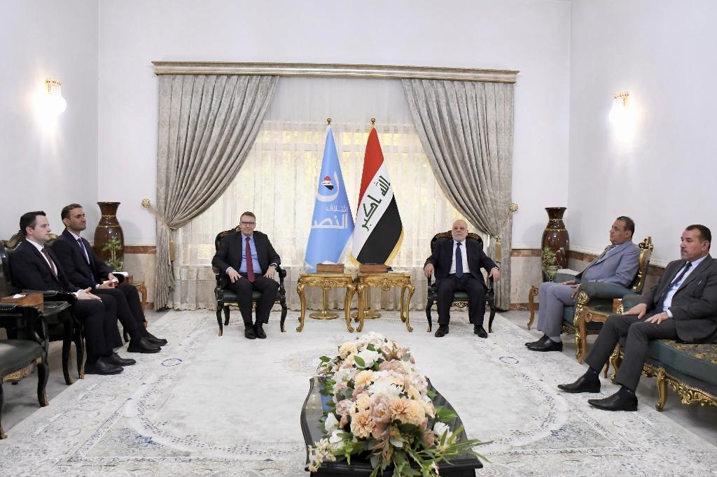 الدكتور حيدر العبادي يستقبل السفير التركي في بغداد